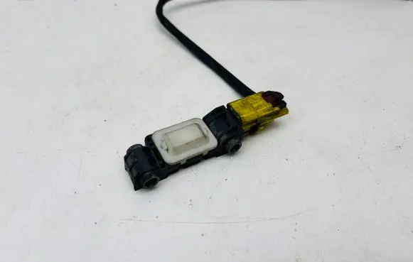 Audi A4 S4 B7 8E 8H Airbag deployment crash/impact sensor 8E0959651A