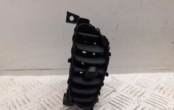 Nissan Juke I F15 Dash center air vent grill 687501KE0A X12CCPMCTR