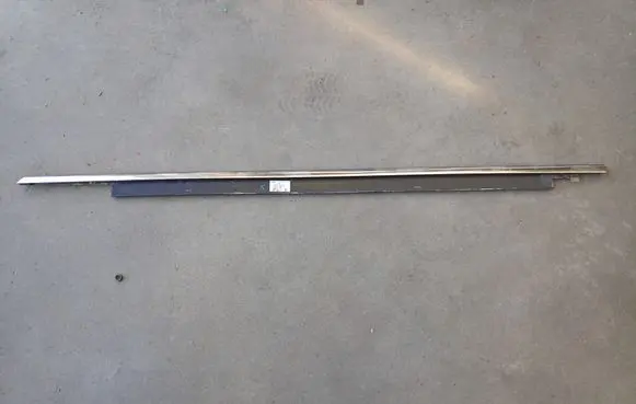 Audi A3 S3 8V Front door glass trim molding 8V48532ZZ