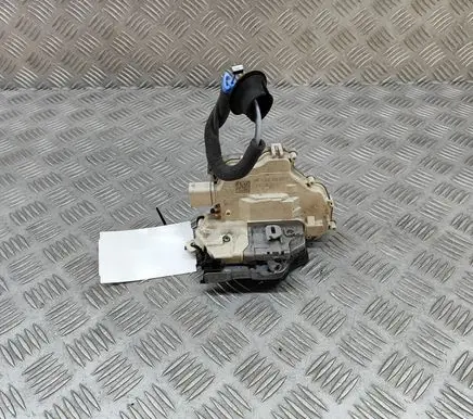 Audi A5 Rear door lock 4G0839015F