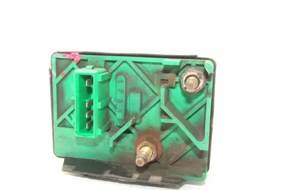 Glow plug pre-heat relay