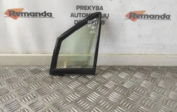 Toyota Prius Prime Front door vent window glass four-door 6821647010 E643R00034