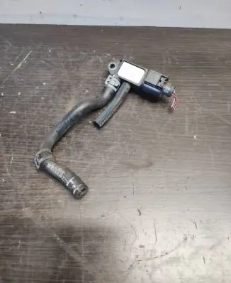 Audi A5 8T 8F Exhaust gas pressure sensor 059906051C 1006083816 120426T0937E