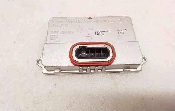 Mercedes-Benz E W211 Headlight ballast module Xenon 5DV00829000