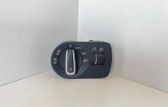 Audi A1 Light switch 8X1941531M BK710023666