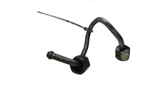 Mazda 6 Fuel injector supply line/pipe 