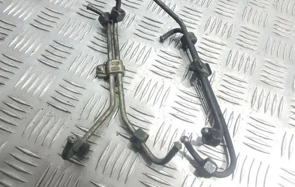 Seat Ibiza II (6k) Fuel injector supply line/pipe 