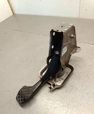 Volkswagen PASSAT B7 Brake pedal 1K1721057AL 100485001204171