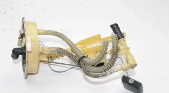 BMW 3 E92 E93 Fuel level sensor 7190947