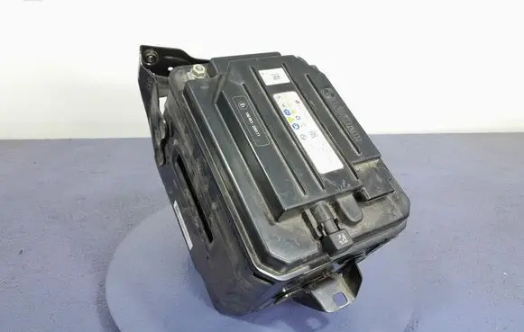 BMW X3 E83 Hybrid / electric car battery 5A34743