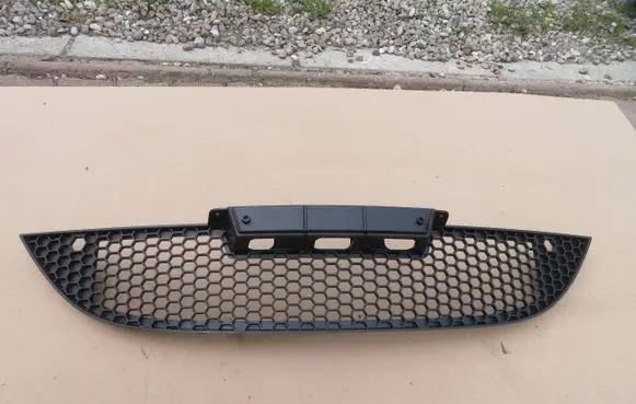 Seat Leon (1P) Front grill 1P0853667