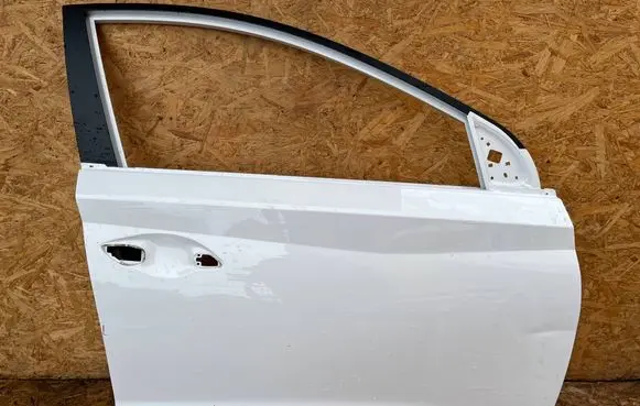Hyundai Bayon Front door BAYONDRZWI