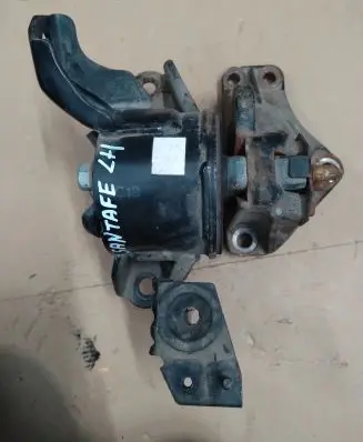 Hyundai Santa Fe Gearbox mount