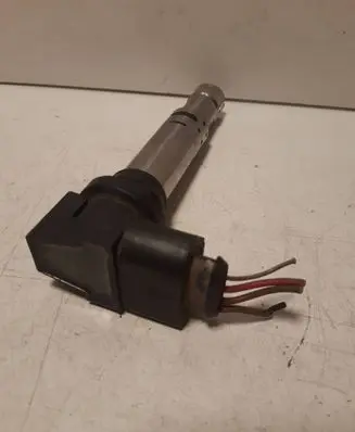 Volkswagen PASSAT B6 High voltage ignition coil 036905715F 7829200