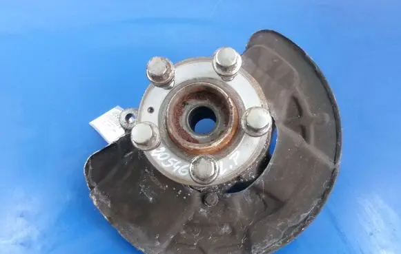 Volvo S60 Front wheel hub spindle knuckle