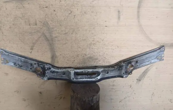 Audi A6 S6 C4 4A Top upper radiator support slam panel