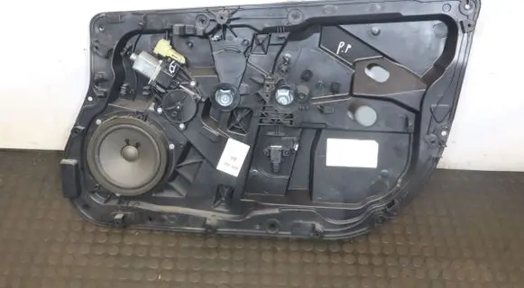 Ford Fiesta Front window lifting mechanism without motor