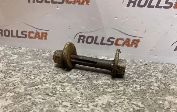Land Rover Freelander 2 - LR2 Rear suspension camber bolt 