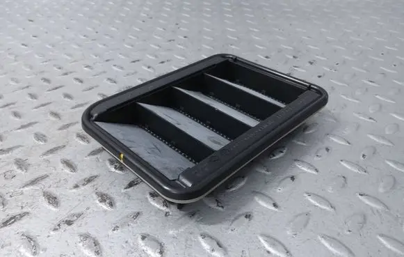 BMW X1 U11 Quarter panel pressure vent 9201647 64229201647