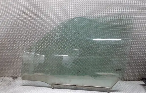 Suzuki Swift I Front door window glass four-door