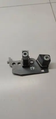 Peugeot 308 Fender mounting bracket 9834480780 PA66