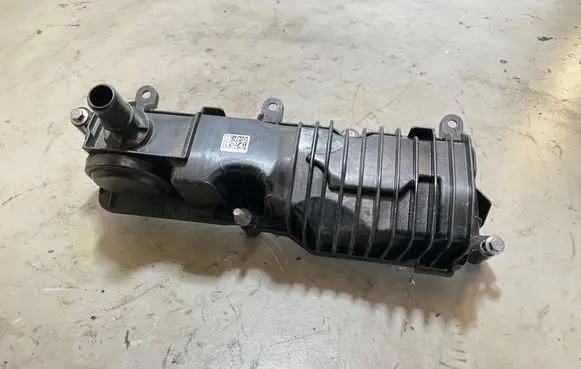 Ford Transit Courier Intake manifold