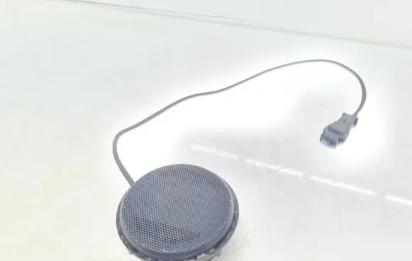 Volkswagen PASSAT B5.5 Panel speaker 8D0035411