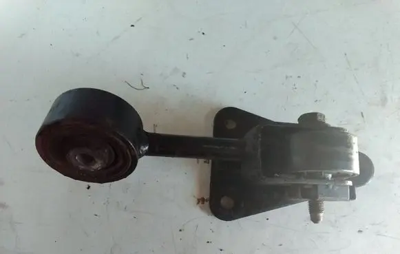 Fiat Multipla Engine mount bracket