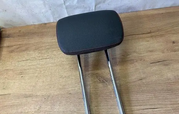 Mercedes-Benz EQA Rear seat headrest