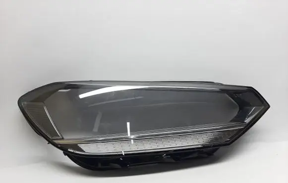 Volkswagen Touran III Headlight lense 