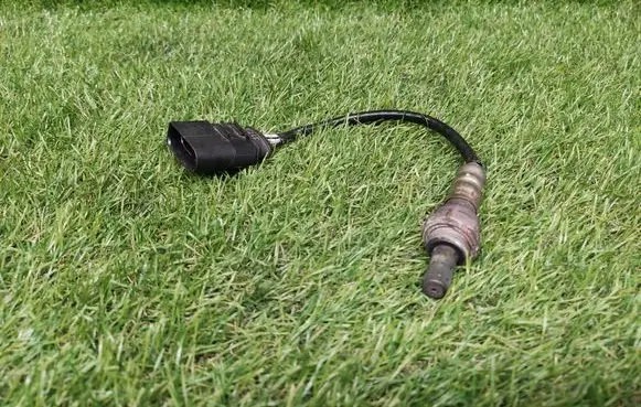 Volkswagen Polo V 6R Lambda probe sensor 03C906262