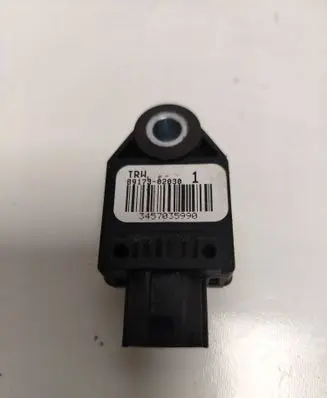 Toyota Corolla Verso AR10 Airbag deployment crash/impact sensor 8917302030 3457035990