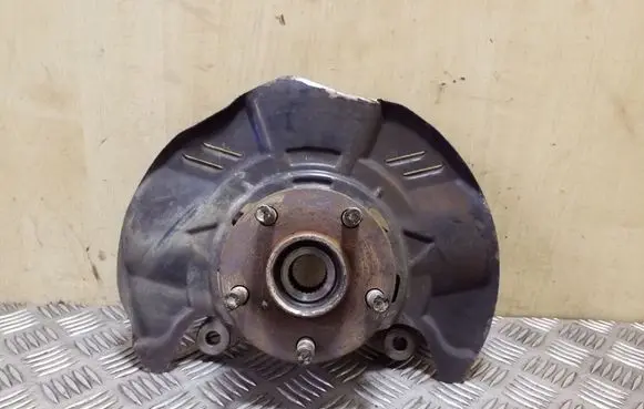 Subaru Outback Front wheel hub