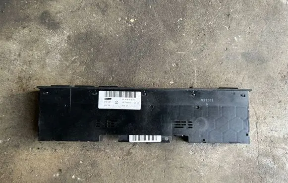 BMW 5 E39 Seat heating switch 61318373715 03742023