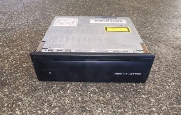 Volkswagen Touareg I Navigation unit CD/DVD player 4B0919887E 7612002007