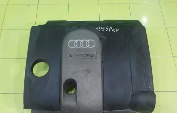 Audi A3 S3 8P Engine cover (trim) 