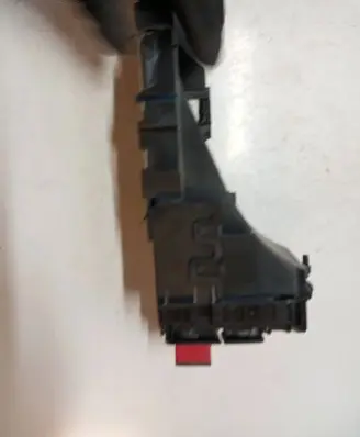 Volvo S80 Seat back rest lock catch Y285