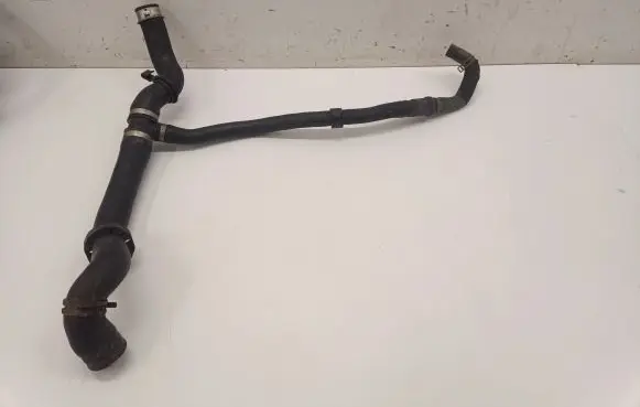 Mercedes-Benz R W251 Engine coolant pipe/hose A2515002075
