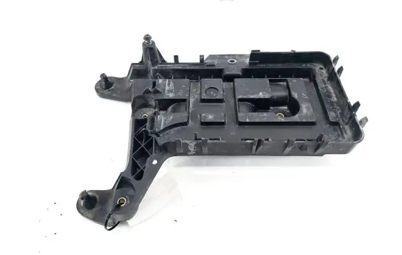 Volkswagen Caddy Battery tray 1K0915333B