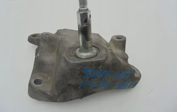 Nissan Juke I F15 Gearbox mounting bracket 8200277263