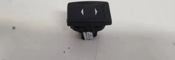 Ford Mondeo Mk III Electric window control switch 1S7T14529AB LK03163201