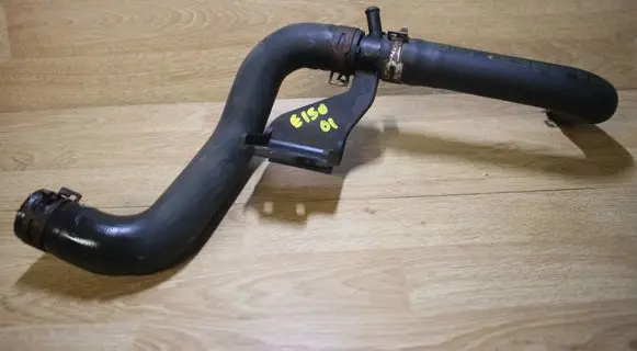Toyota Auris 150 Coolant pipe/hose 