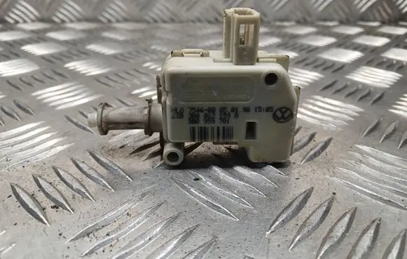 Audi A6 S6 C5 4B Tailgate boot lock/latch motor 3B0862159A 3B0959781
