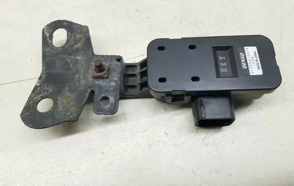 Jaguar XF X250 Sensor 013650-0010 nr7277