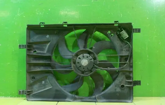 Opel Astra J Fan set 13281777 XP163
