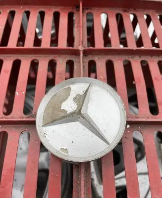 Mercedes-Benz C W202 Original wheel cap 2014010225