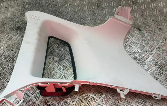Volkswagen Tiguan (D)pillar trim (top) 5N0867288B