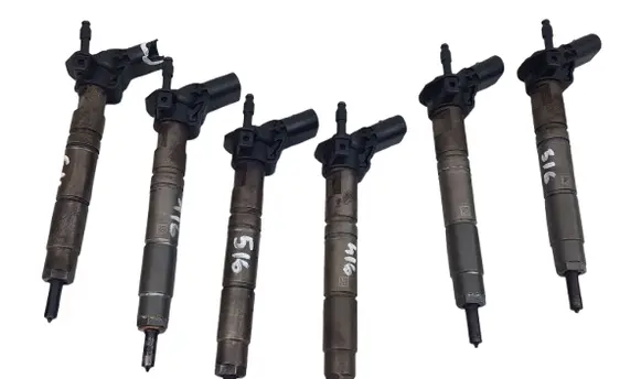 Mercedes-Benz R W251 Fuel injector A6420700587