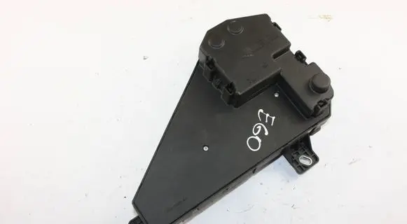 BMW 5 E60 E61 Fuse module 518794045 6906558 104235