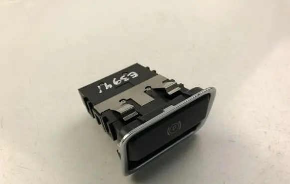 Mercedes-Benz S C217 Parking (PDC) sensor switch A2229050106